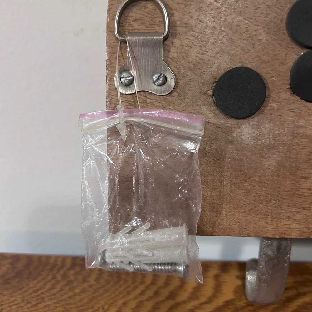 Coat Hanger - Picture 4 of 7